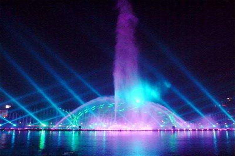 加點創意設計元素 讓漂浮噴泉更出彩