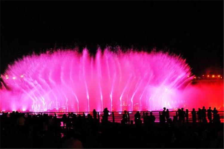 積極豐富水上音樂噴泉造型