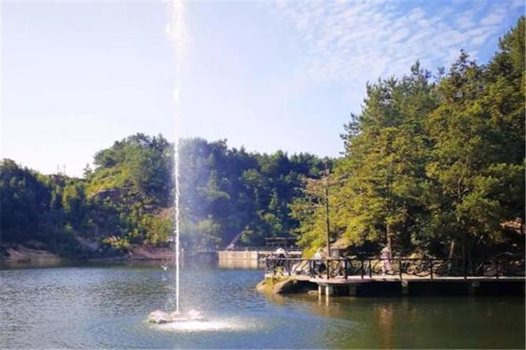 立式旋轉噴頭：是吶喊噴泉變化噴泉水池設計中心的必備噴頭