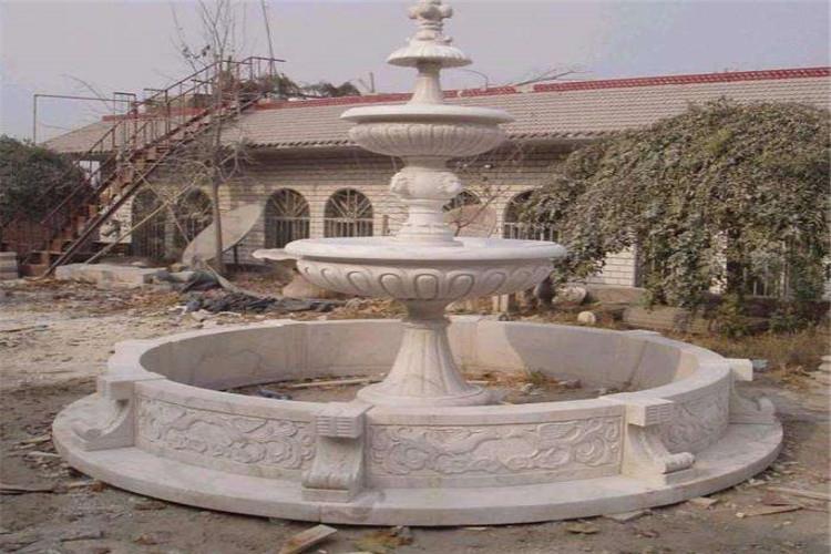 這成為凡爾賽宮雕塑家十分熱衷的題材，歐式噴泉雕塑“四季噴泉”就是其典型代表