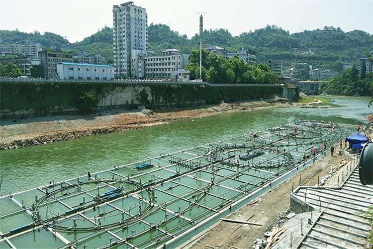 噴泉施工完畢后，除了定時維護噴泉泵，電纜線也是需要定期檢查的主要設備