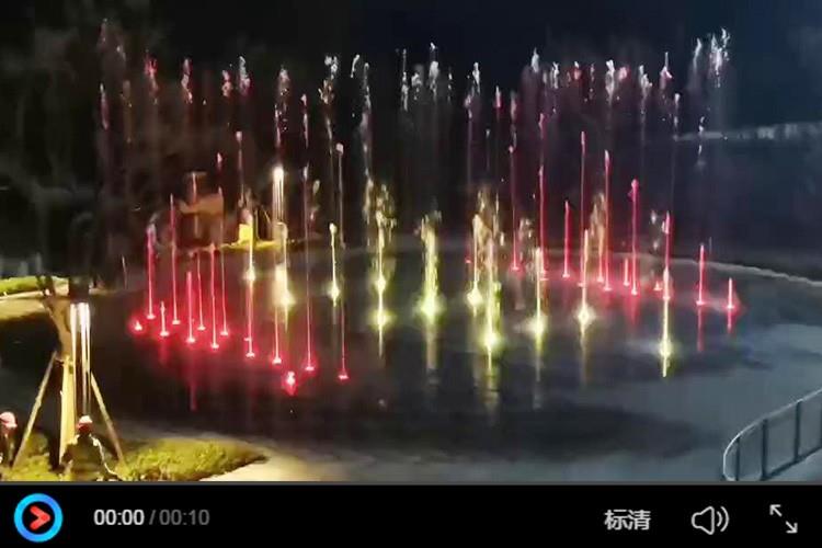 昆明綠地繽紛城營銷中心512矩陣旱噴